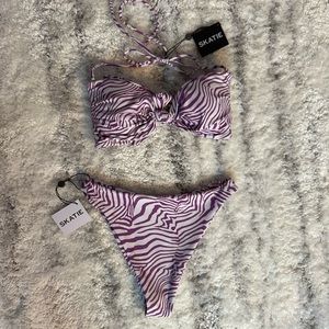 Skatie Lyndi Top & Kelly Bottom in MALTA